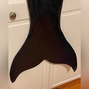 Mermaid Tail - Black Sparkle